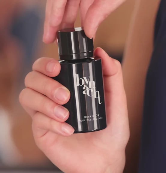 ÜBER GLOW GEL PEELING AHA